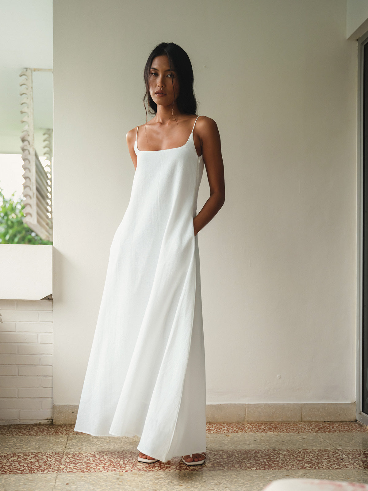 SAYA - MAE - ROUNDED SQUARE NECK MAXI DRESS