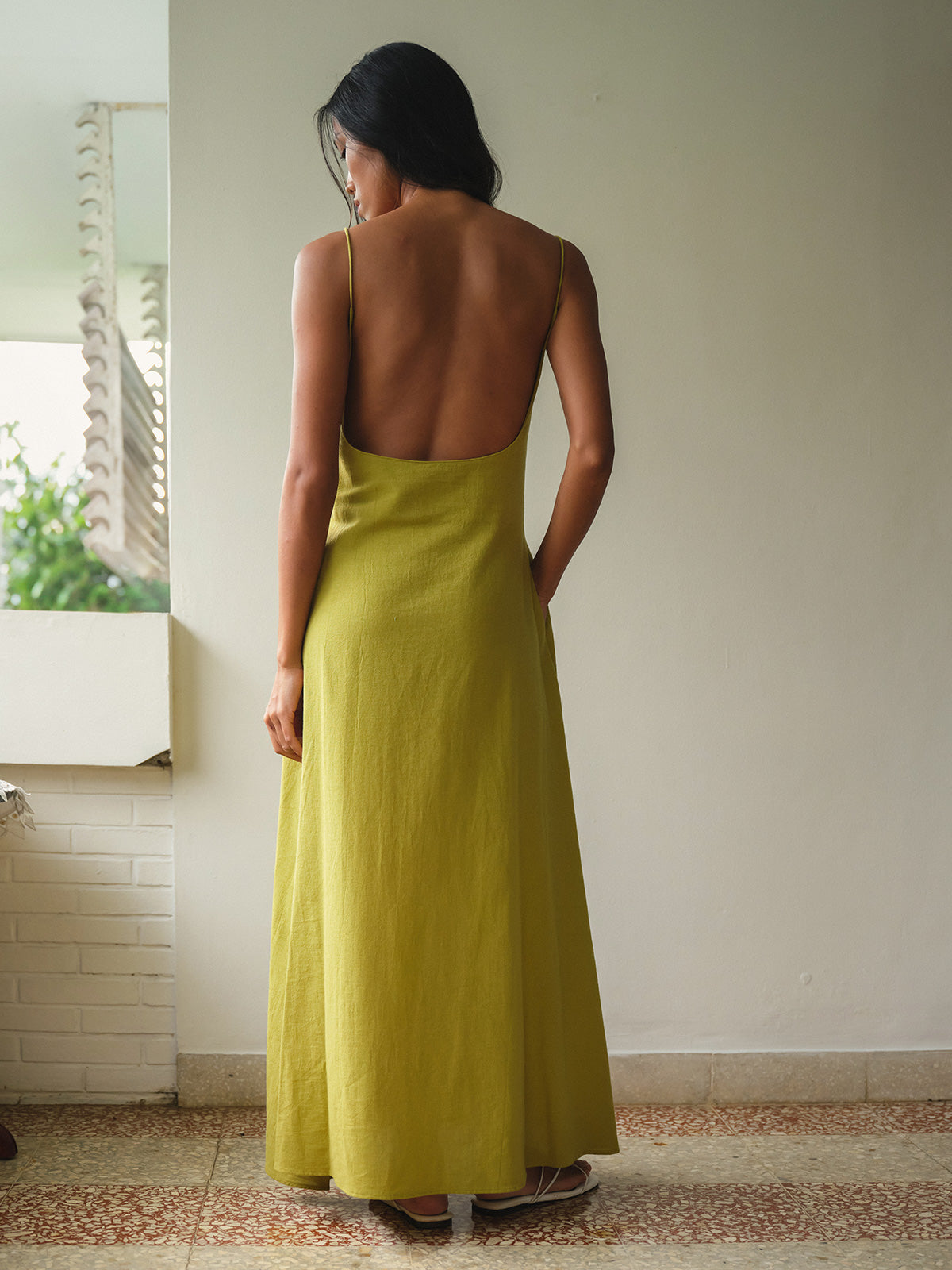 SAYA - MAE - ROUNDED SQUARE NECK MAXI DRESS