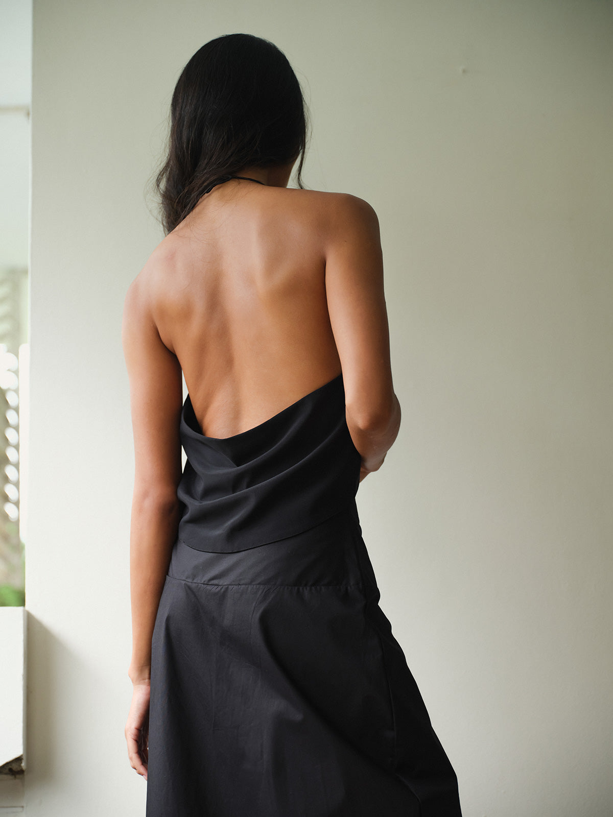 SAYA - YUI - ROUNDED HALTER TOP