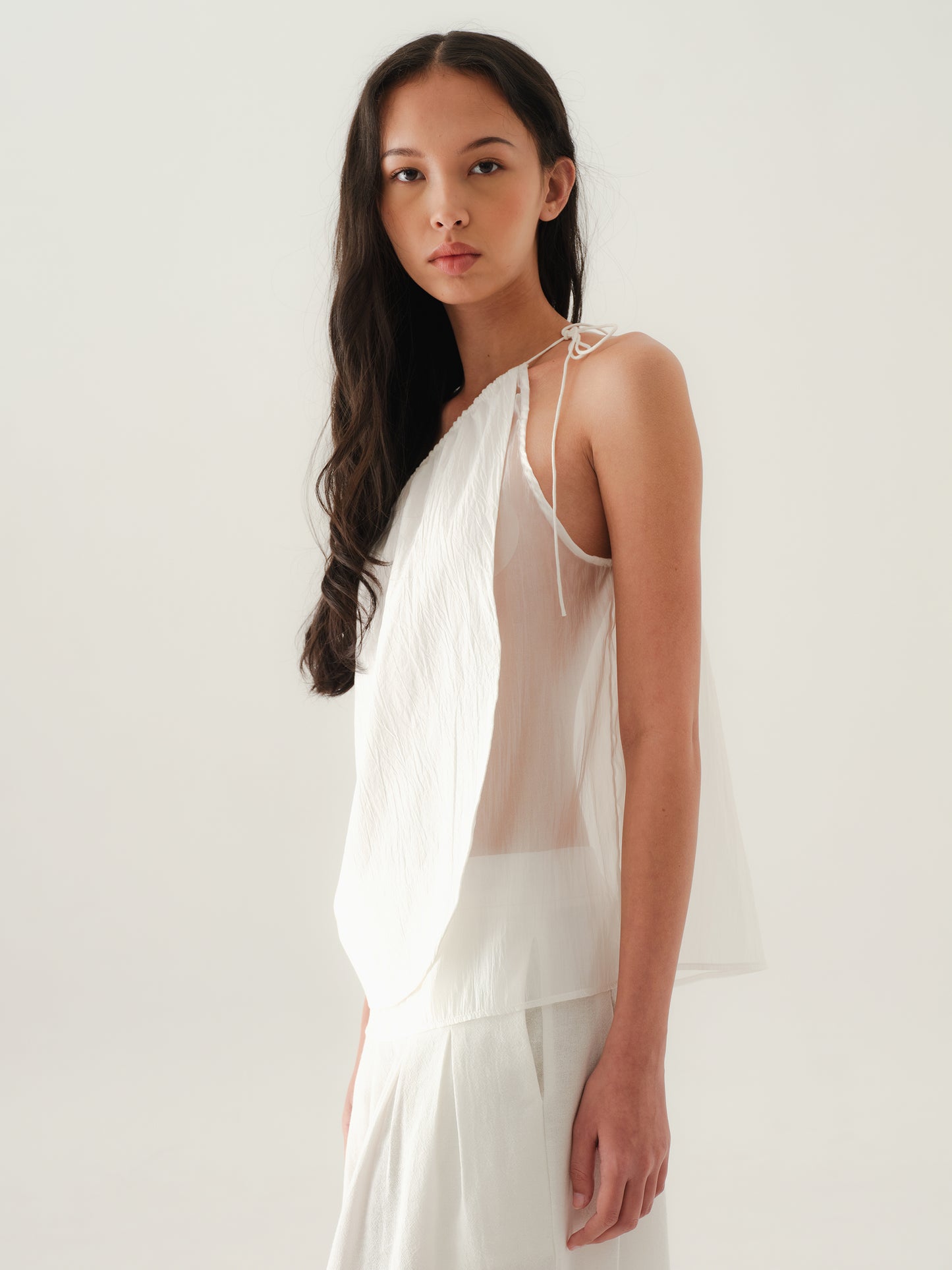 SAYA - KAI - ONE SHOULDER TOP