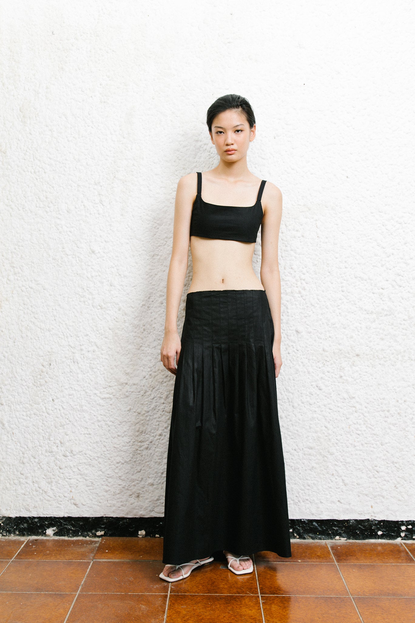 SAYA - CHRISTA - LOW WAIST MAXI SKIRT